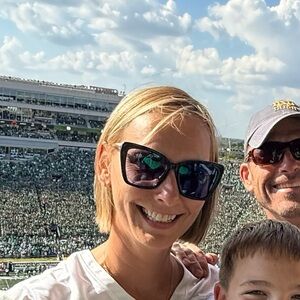 Meet your Posher, Lindsey